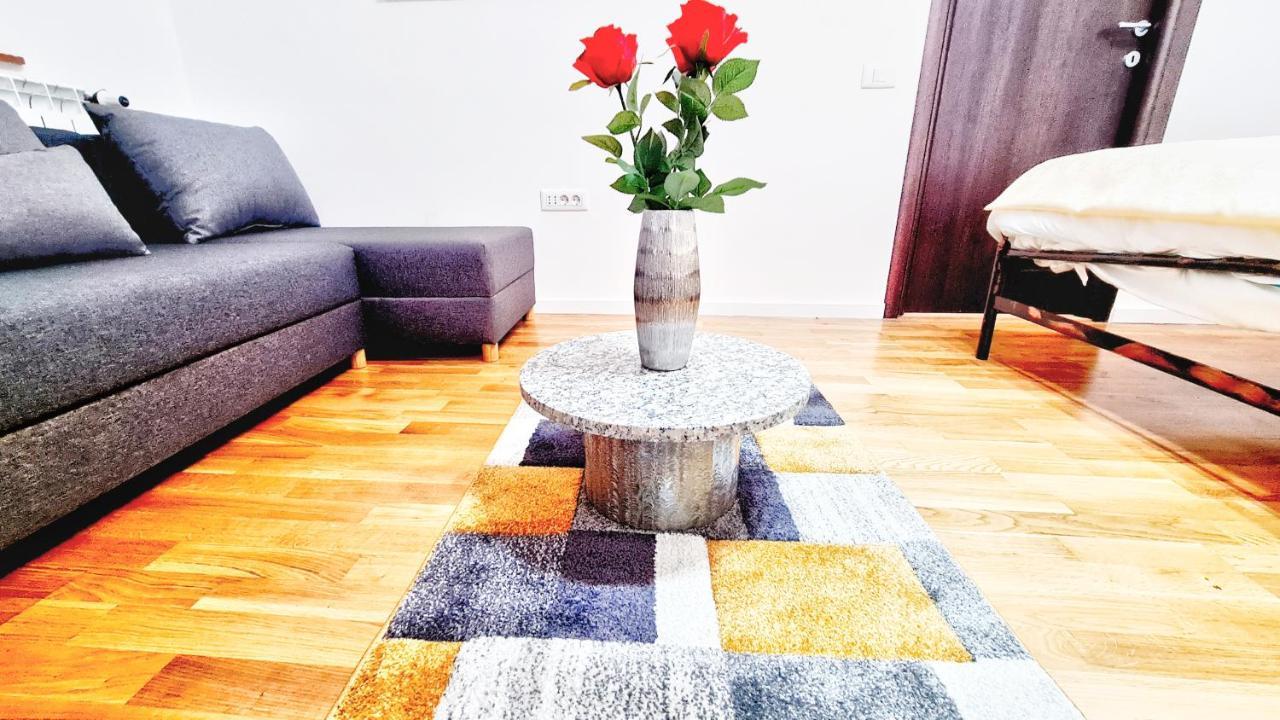 Spacious 5* Luxury In Historic Center Free Parking Cluj-Napoca Exterior foto