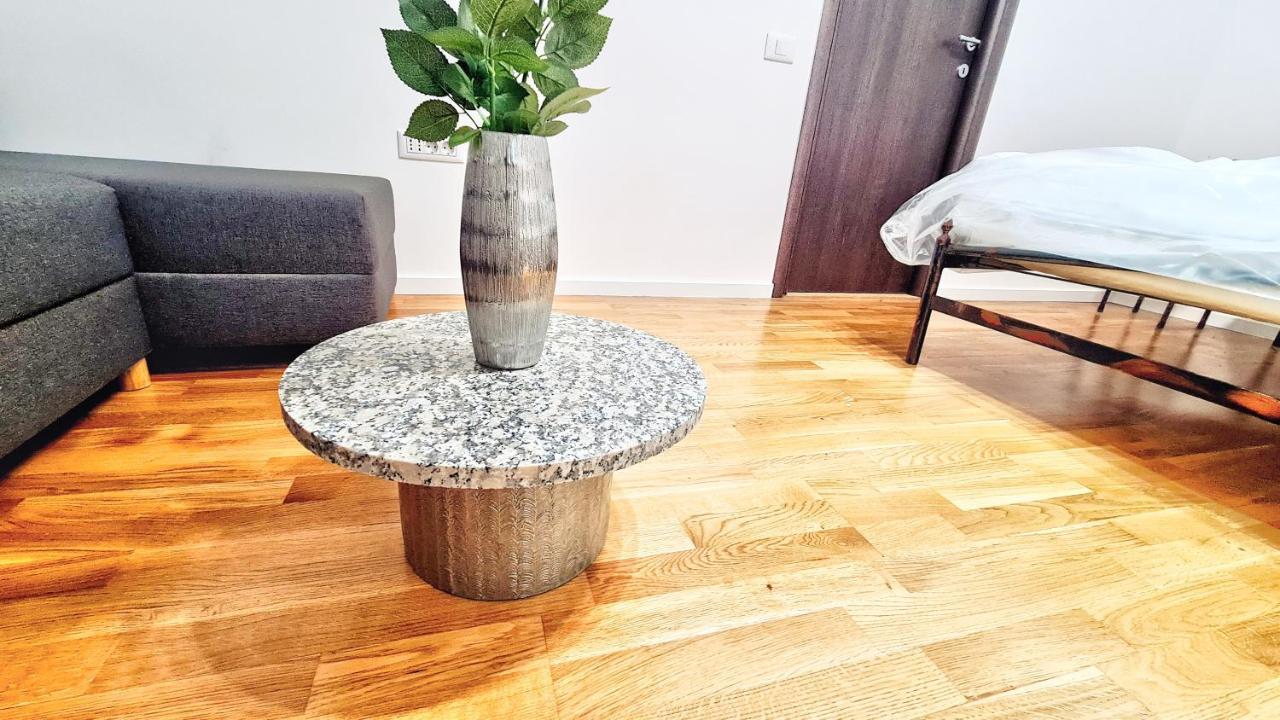 Spacious 5* Luxury In Historic Center Free Parking Cluj-Napoca Exterior foto
